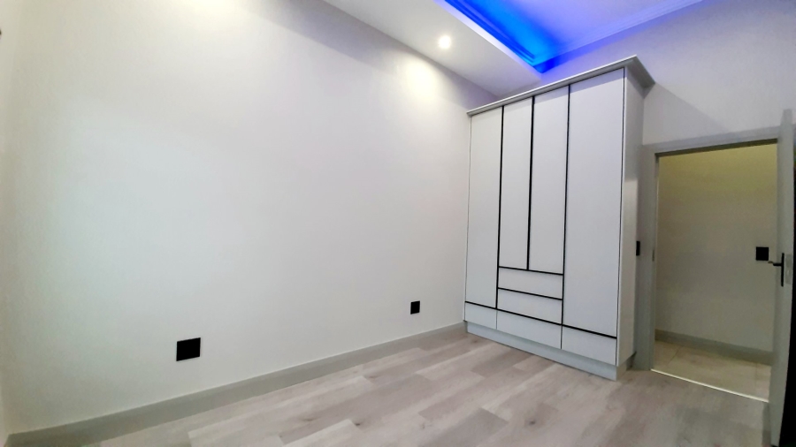 3 Bedroom Property for Sale in Heather Park Western Cape